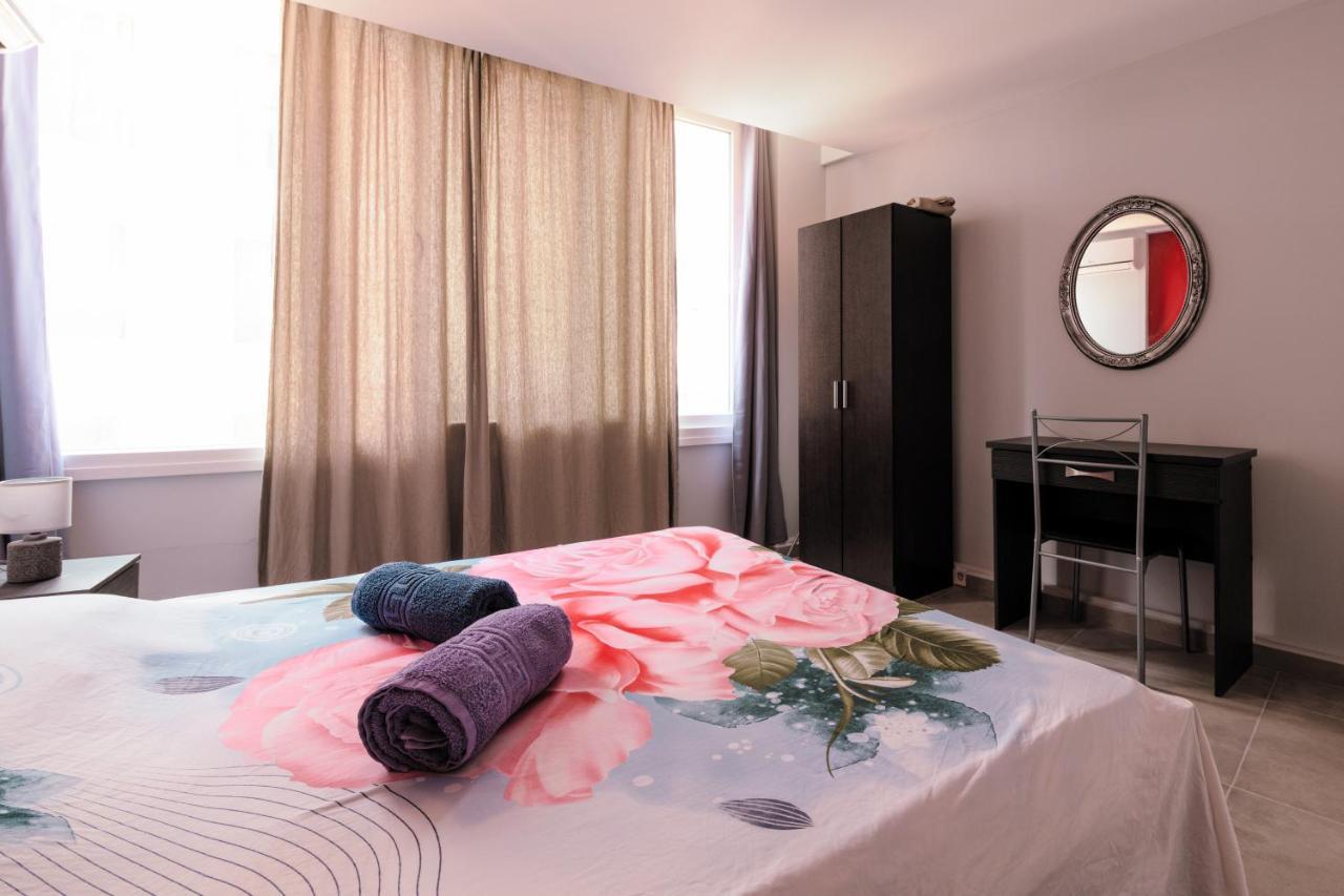 Syntagma Metro St. 2 Bedrooms 6 Pers. Flat By Mps Atenas Exterior foto